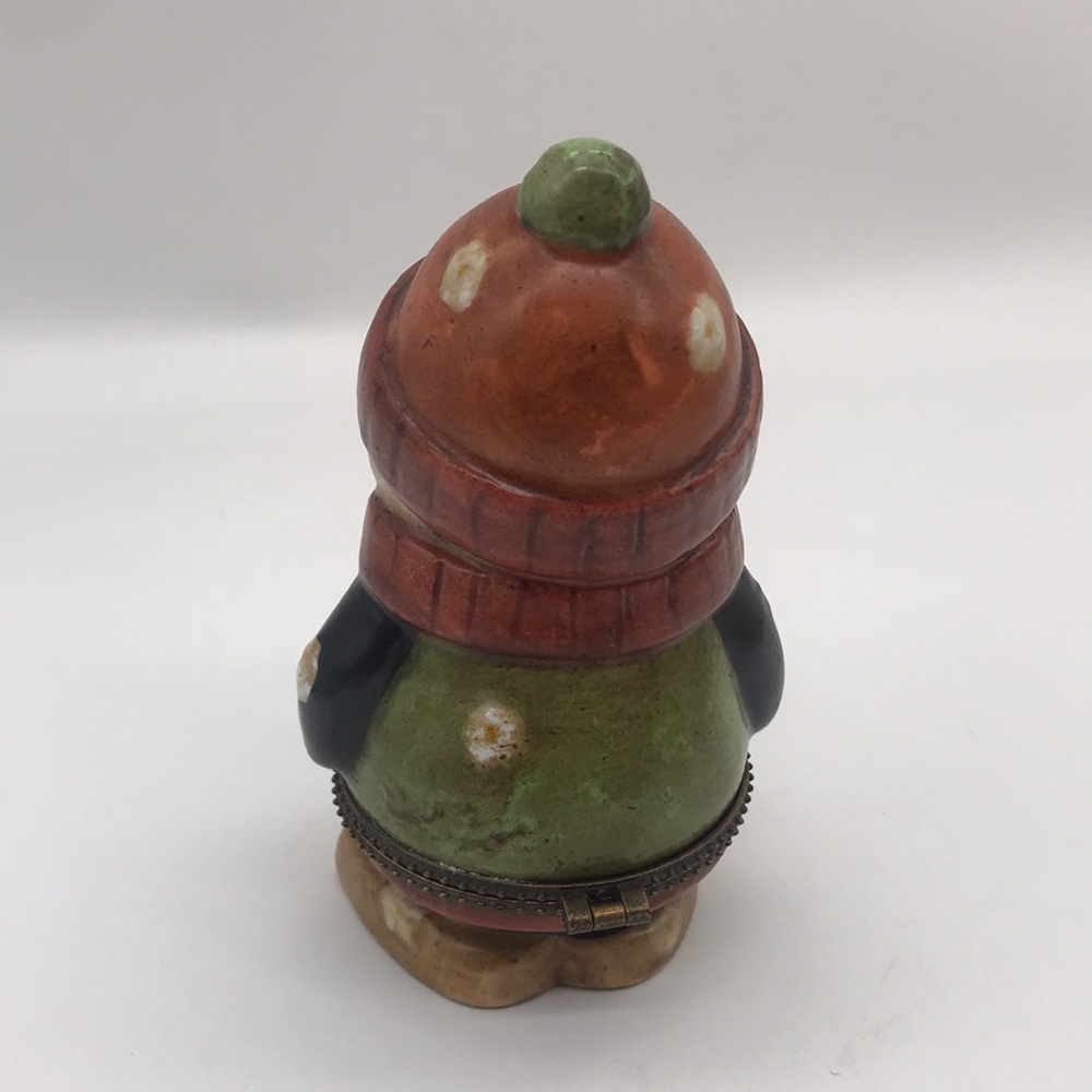 Vintage Penguin Porcelain Dressed in his Holiday Woolly’s Trinket Jar 4.25” Tall - Picture 4 of 7